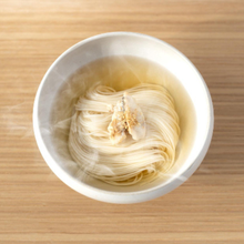 画像をギャラリービューアに読み込む, 【冬季限定】温素麺 鯛&amp;梅 5食セット（贈答用個箱入）　　ＮＴＵ-30
